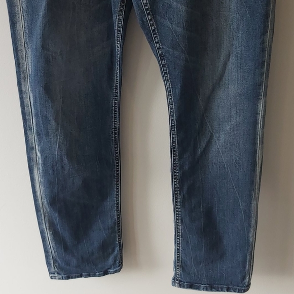 Buffalo Jean's size 33W 32L - Picture 3 of 6